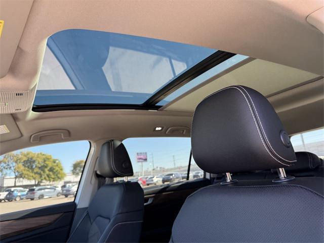 new 2026 Volkswagen Atlas car, priced at $46,986