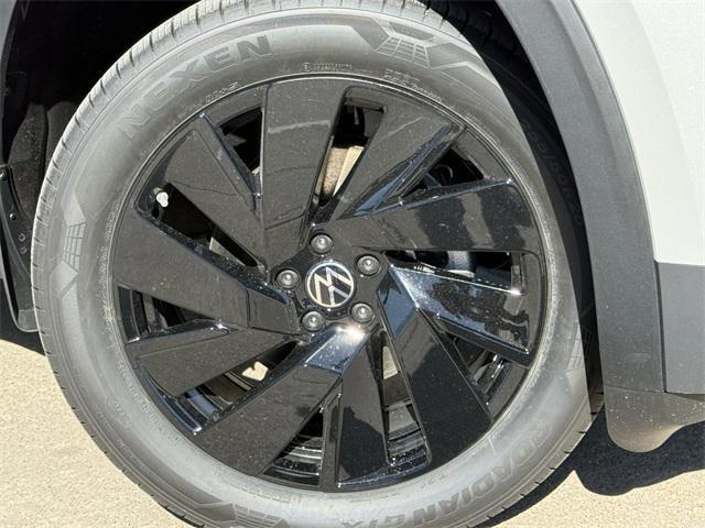 new 2026 Volkswagen Atlas car, priced at $46,986