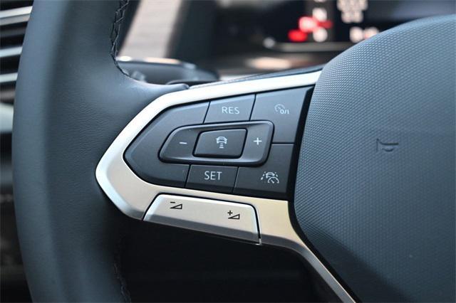 new 2025 Volkswagen Atlas car, priced at $52,233