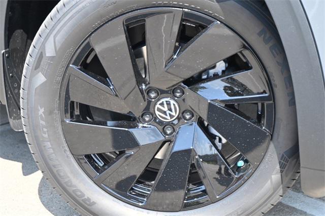 new 2026 Volkswagen Atlas car, priced at $47,599