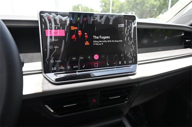 new 2025 Volkswagen Tiguan car, priced at $33,687