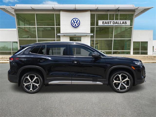 new 2025 Volkswagen Tiguan car, priced at $33,687