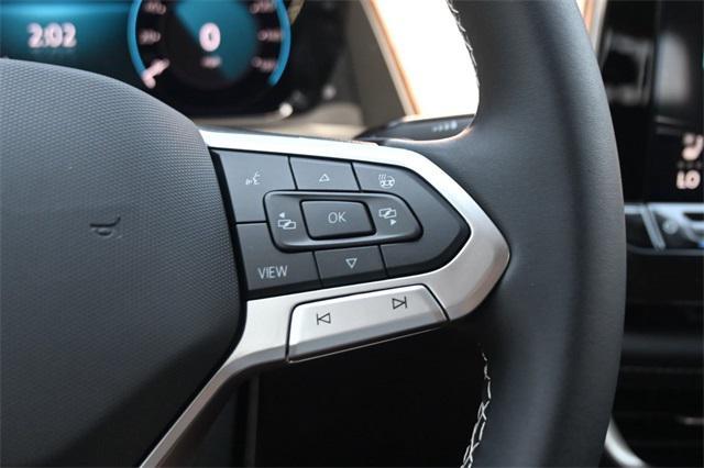 new 2025 Volkswagen Atlas car, priced at $35,740