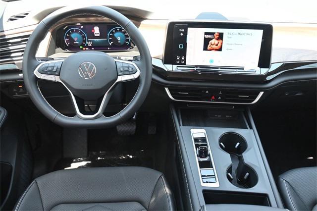 new 2025 Volkswagen Atlas car, priced at $35,740