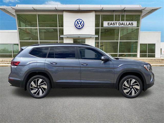 new 2024 Volkswagen Atlas car, priced at $42,364