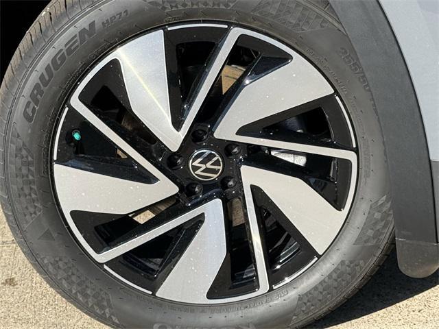 new 2026 Volkswagen Atlas car, priced at $46,391