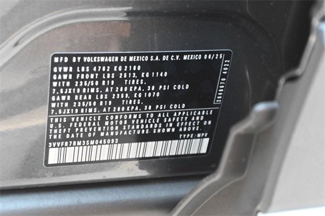 new 2025 Volkswagen Tiguan car, priced at $34,058