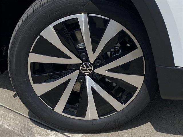 new 2024 Volkswagen Taos car, priced at $29,090