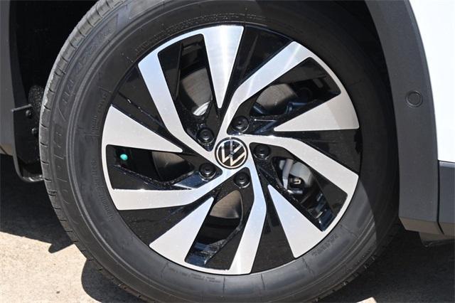 new 2025 Volkswagen Tiguan car, priced at $29,152