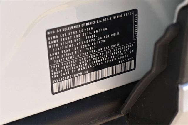 new 2025 Volkswagen Tiguan car, priced at $29,152