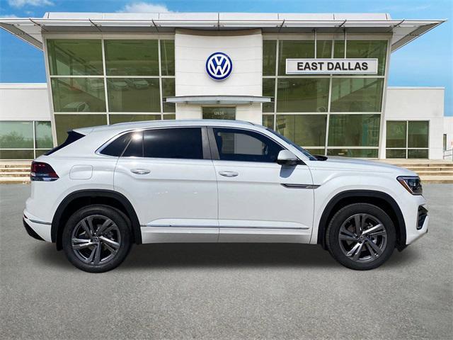 new 2024 Volkswagen Atlas Cross Sport car, priced at $47,124