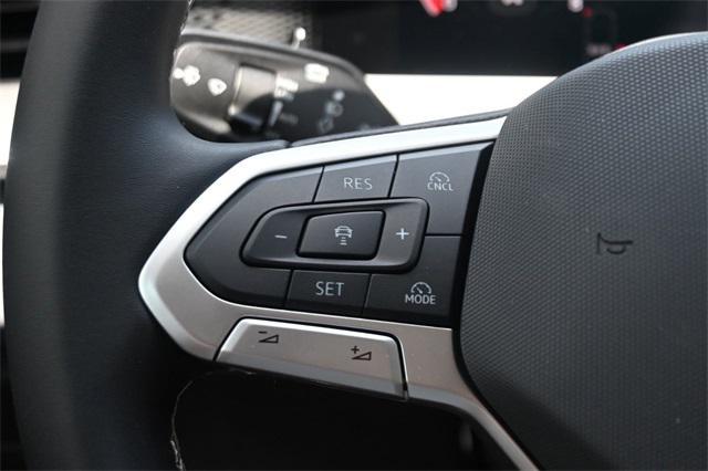 new 2025 Volkswagen Tiguan car, priced at $33,437