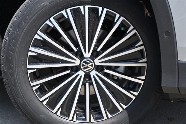 new 2025 Volkswagen Tiguan car, priced at $29,410