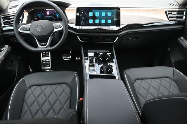 new 2025 Volkswagen Atlas car, priced at $51,846