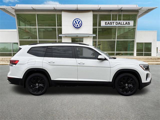 new 2024 Volkswagen Atlas car, priced at $41,357