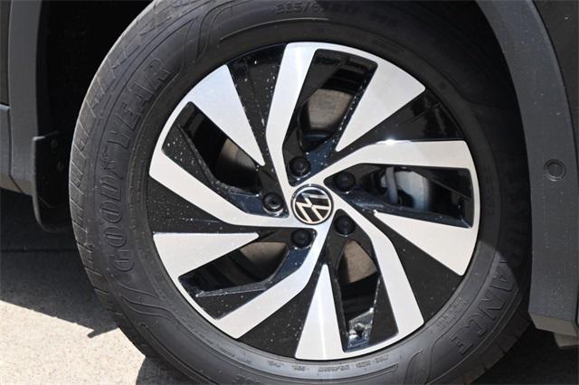 new 2025 Volkswagen Tiguan car, priced at $29,152