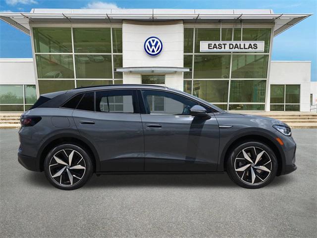 new 2025 Volkswagen ID.4 car, priced at $42,156