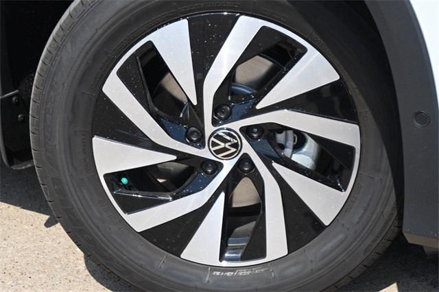 new 2025 Volkswagen Tiguan car, priced at $30,820