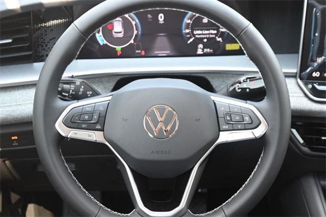 new 2025 Volkswagen Tiguan car, priced at $29,152