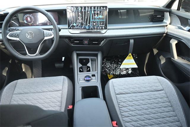 new 2025 Volkswagen Tiguan car, priced at $29,152