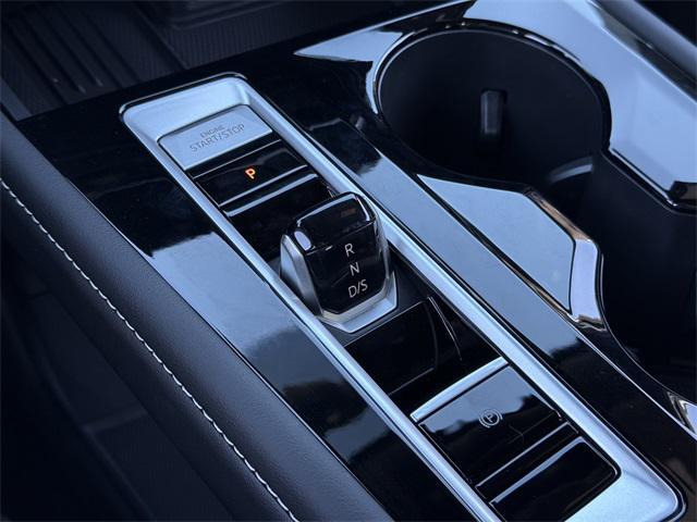 new 2026 Volkswagen Atlas Cross Sport car, priced at $46,544