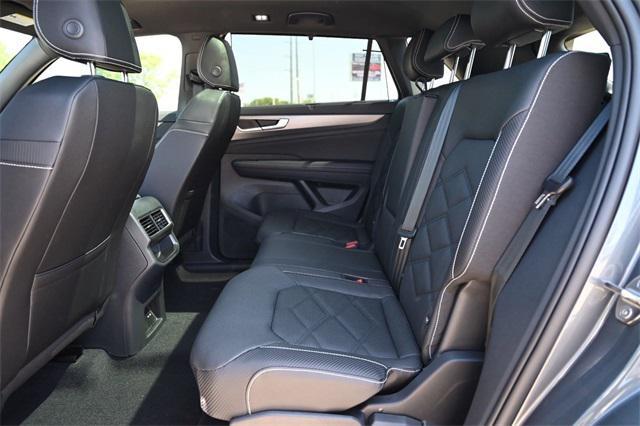 new 2025 Volkswagen Atlas Cross Sport car, priced at $41,697