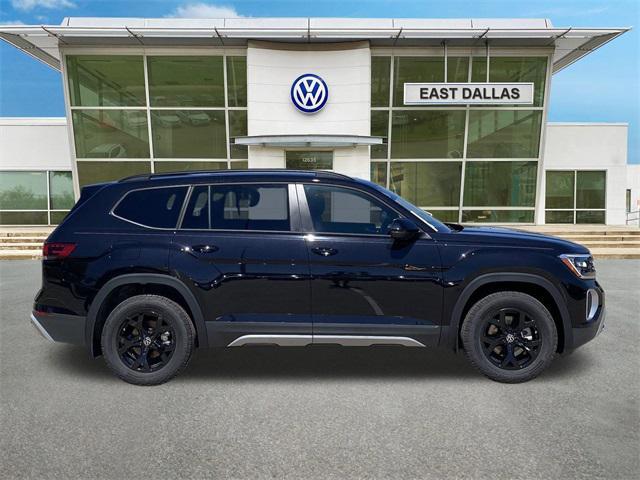 new 2024 Volkswagen Atlas car, priced at $47,662