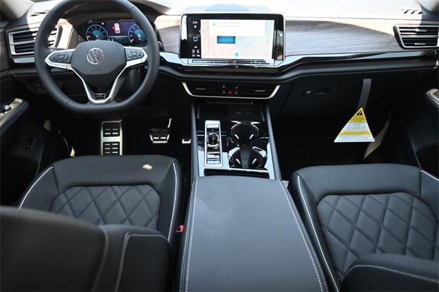 new 2025 Volkswagen Atlas car, priced at $51,527