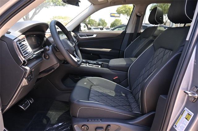 new 2025 Volkswagen Atlas car, priced at $51,527