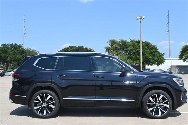 new 2025 Volkswagen Atlas car, priced at $51,335
