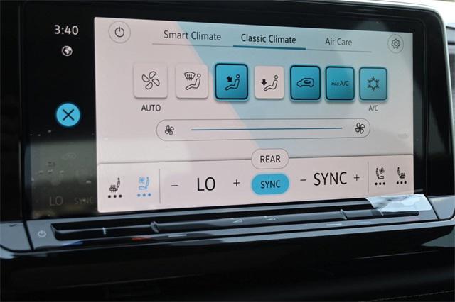 new 2025 Volkswagen Atlas car, priced at $51,335
