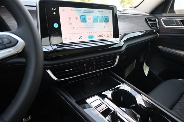 new 2025 Volkswagen Atlas car, priced at $51,335