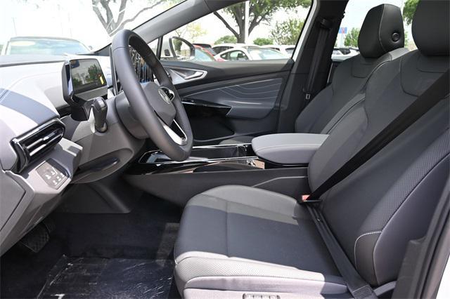 new 2025 Volkswagen ID.4 car, priced at $54,789