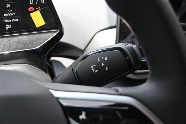 new 2025 Volkswagen ID.4 car, priced at $54,789