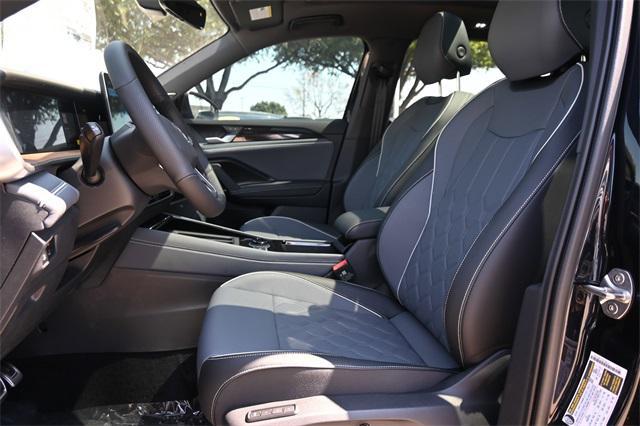 new 2025 Volkswagen Tiguan car, priced at $43,111