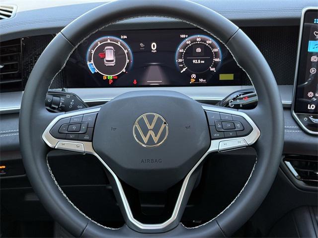 new 2025 Volkswagen Tiguan car, priced at $33,958