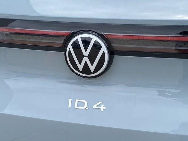 new 2024 Volkswagen ID.4 car, priced at $33,158