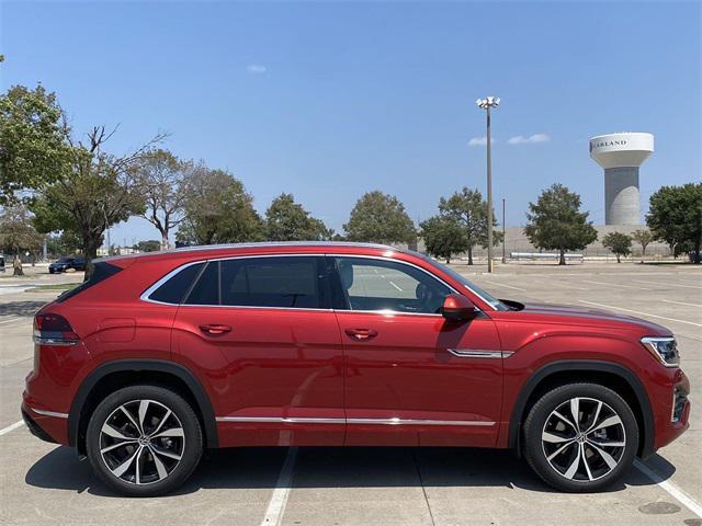 new 2024 Volkswagen Atlas Cross Sport car, priced at $50,203