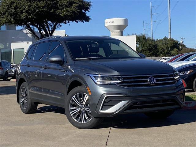 new 2024 Volkswagen Tiguan car, priced at $32,644