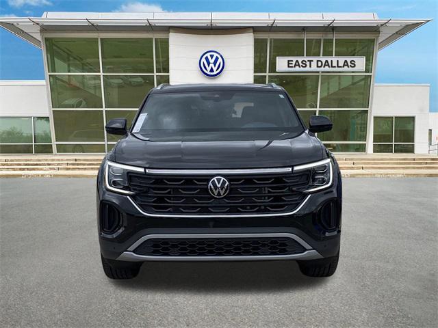 new 2024 Volkswagen Atlas Cross Sport car, priced at $40,035