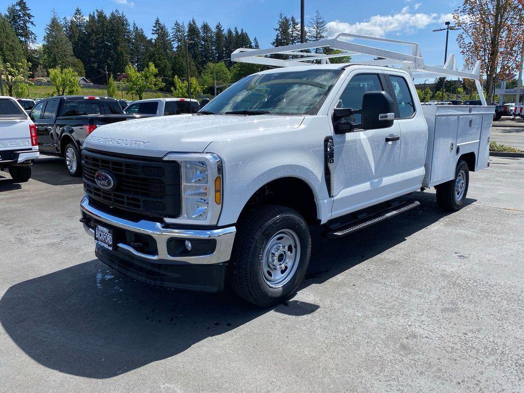 new 2025 Ford F-250 car, priced at $68,897