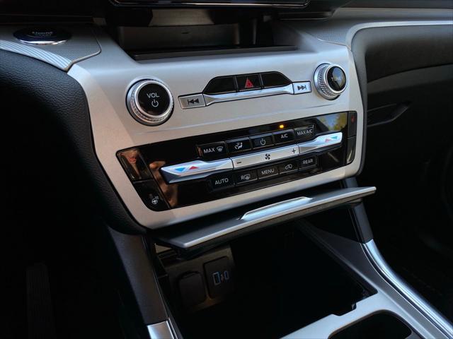 used 2022 Ford Explorer car, priced at $35,987