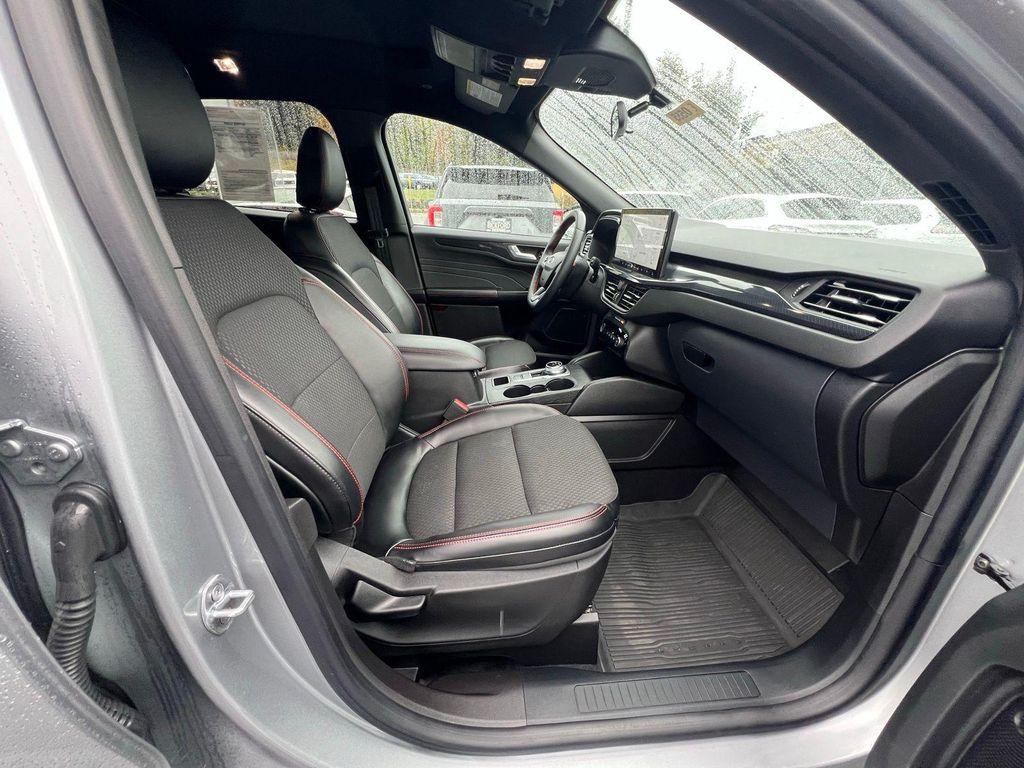 used 2023 Ford Escape car, priced at $24,989