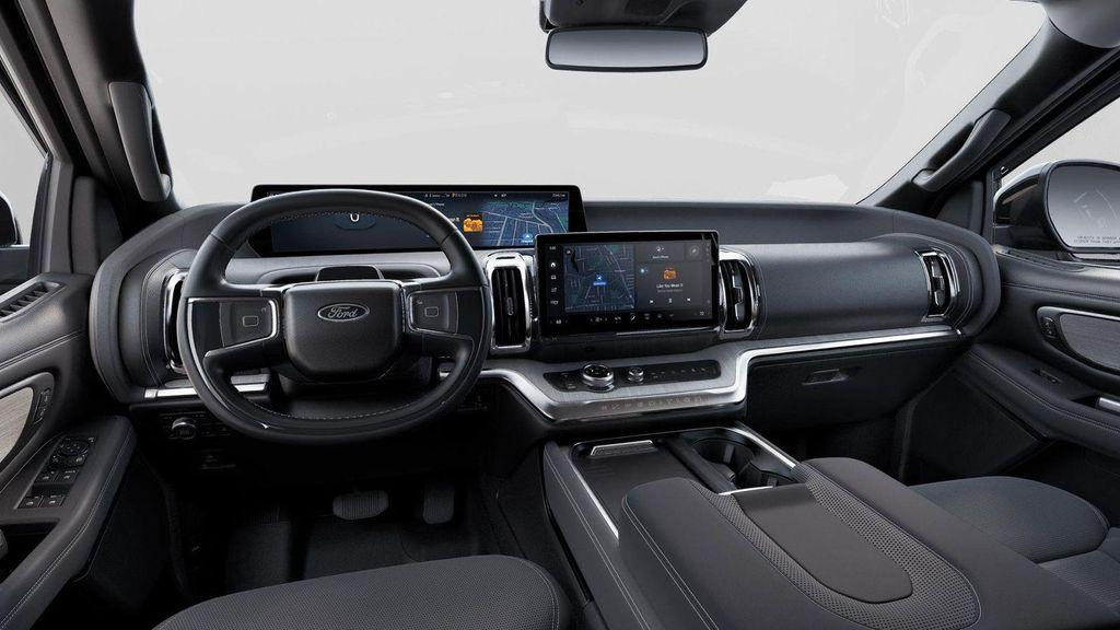 new 2025 Ford Expedition car, priced at $82,595