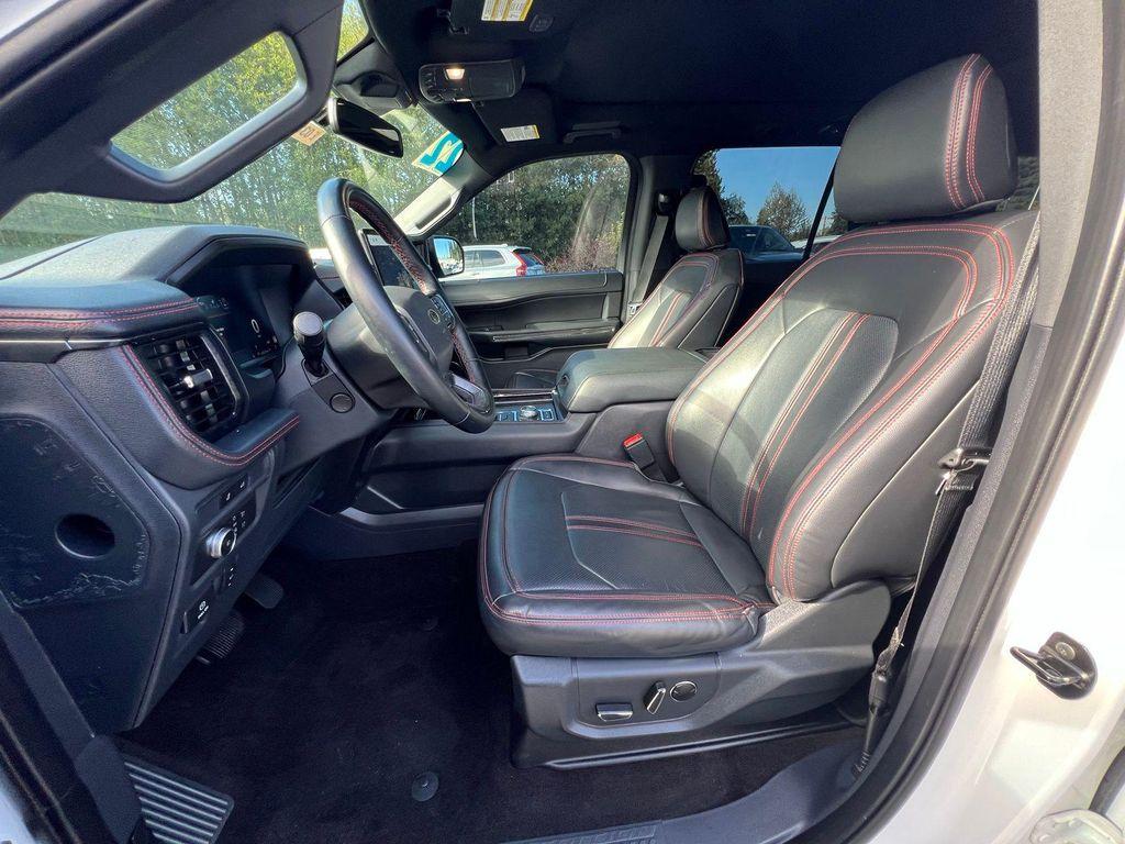 used 2022 Ford Expedition car, priced at $49,876