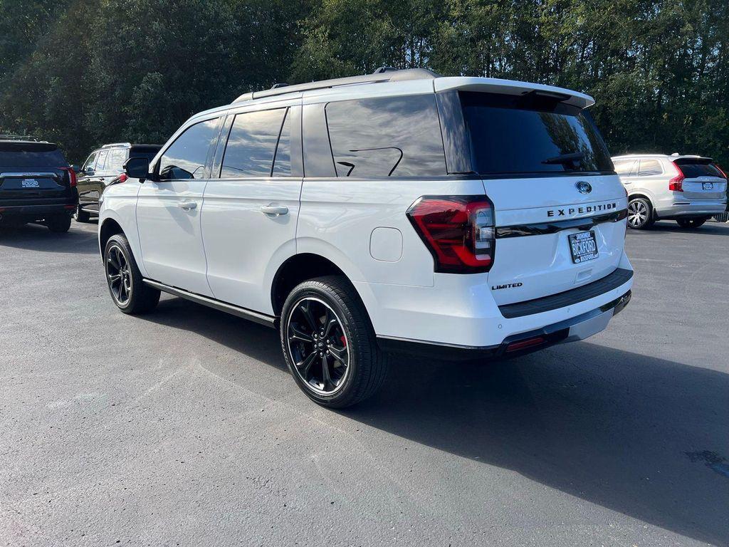 used 2022 Ford Expedition car, priced at $49,876