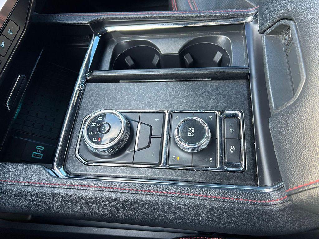 used 2022 Ford Expedition car, priced at $49,876