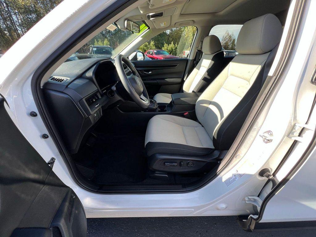 used 2024 Honda CR-V car, priced at $30,349