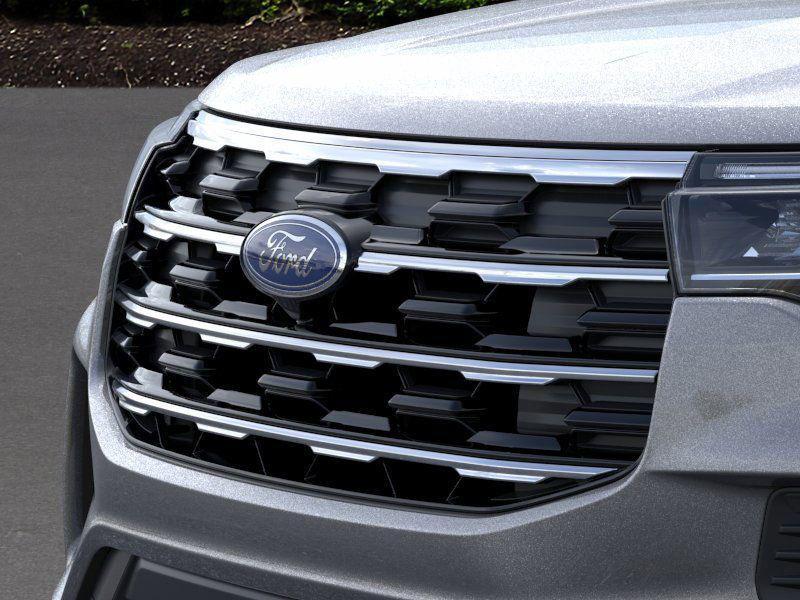 used 2025 Ford Explorer car, priced at $37,950