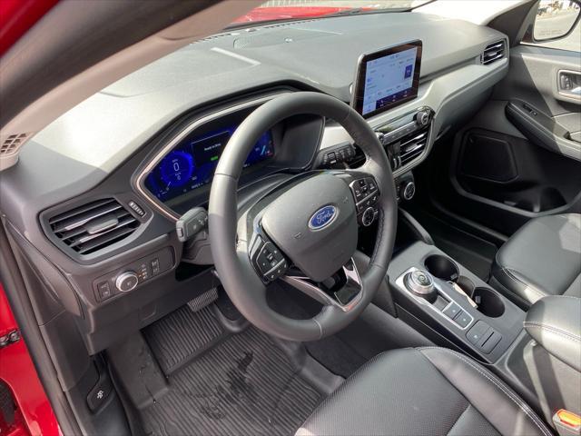 used 2022 Ford Escape car, priced at $29,805